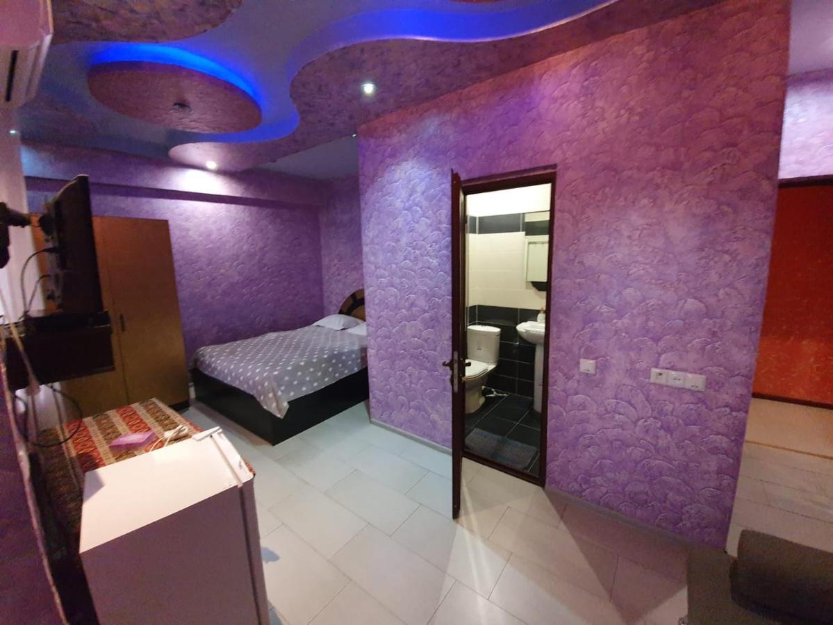 Planet Hotel Erevan Esterno foto